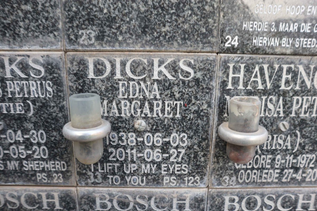 DICKS Edna Margaret 1938-2011
