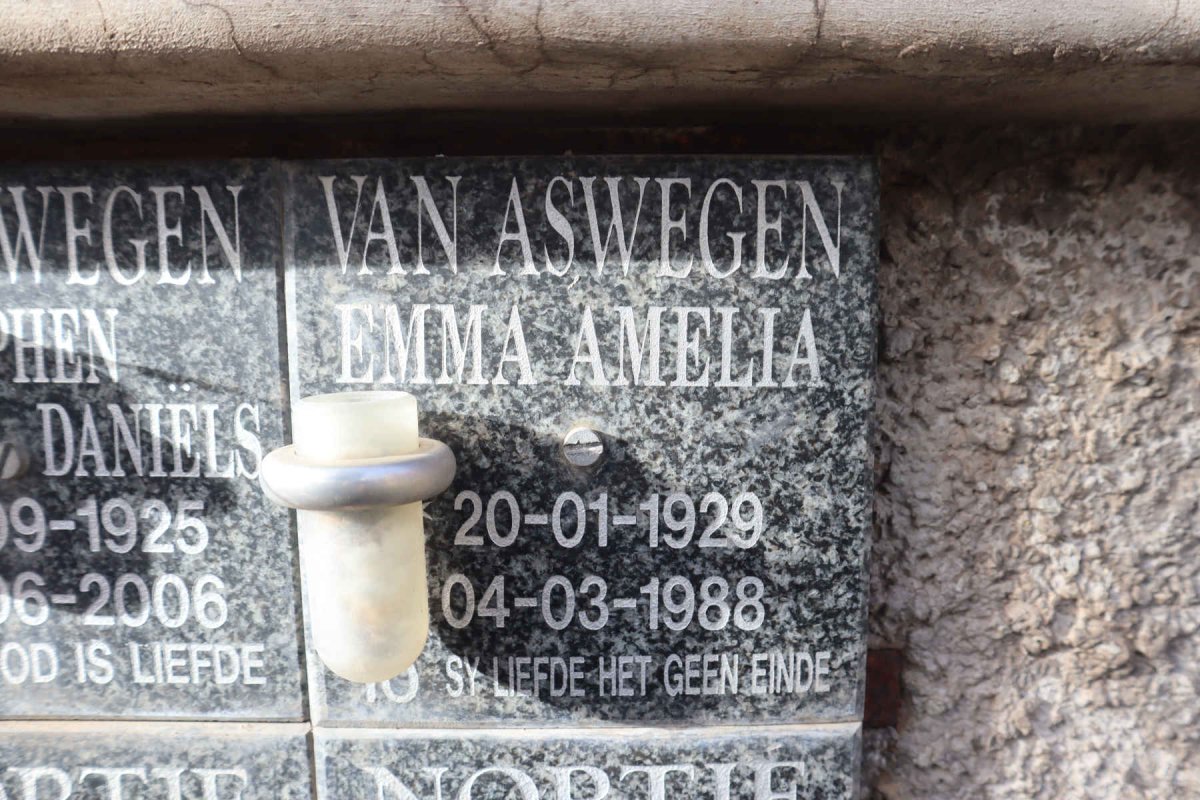 ASWEGEN Emma Amelia, van 1929-1988