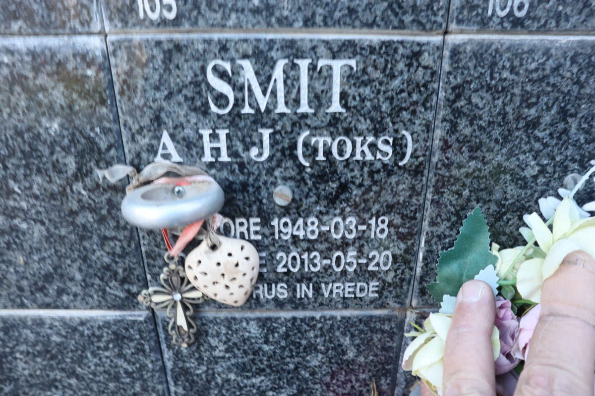 SMIT A.H.J. 1948-2013
