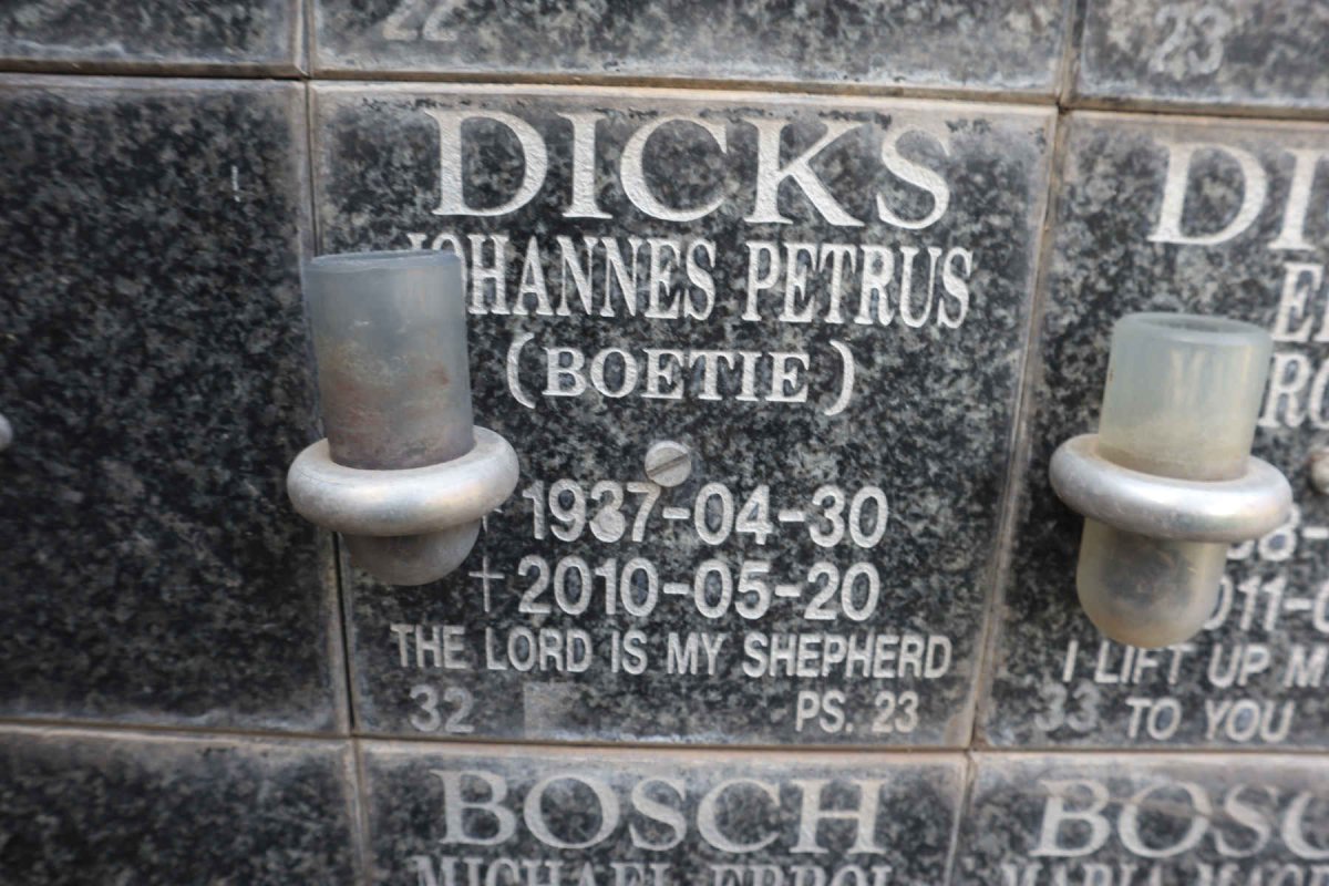 DICKS Johannes Petrus 1937-2010
