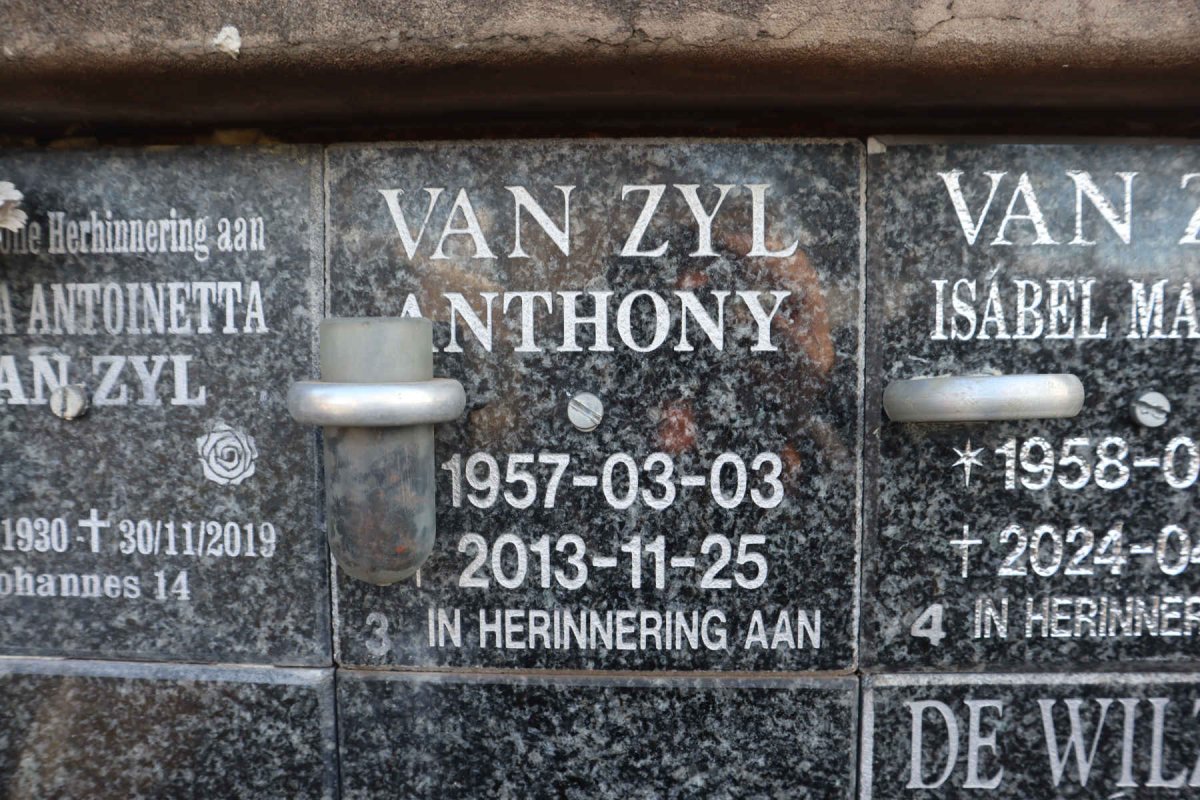 ZYL Anthony, van 1957-2013