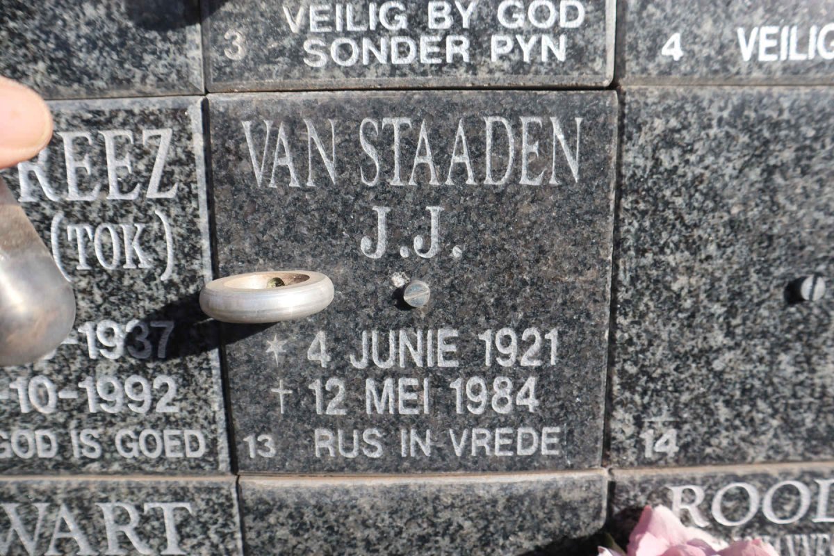STAADEN J.J., van 1921-1984