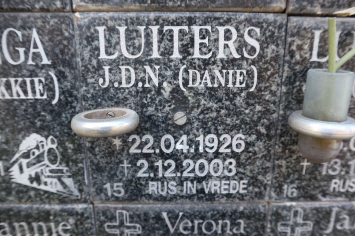 LUITERS J.D.N. 1926-2003
