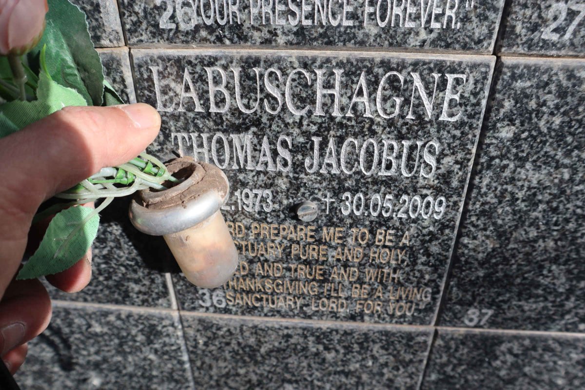 LABUSCHAGNE Thomas Jacobus 1973-2009