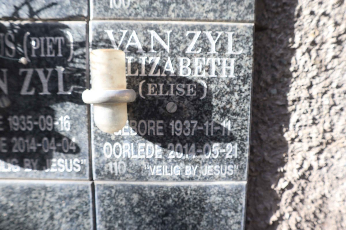 ZYL Elizabeth, van 1937-2014