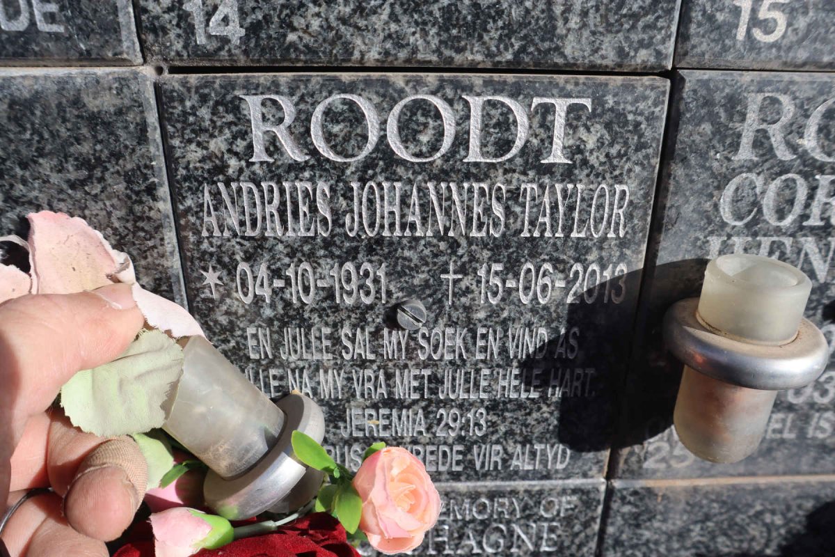 ROODT Andries Johannes Taylor 1931-2013