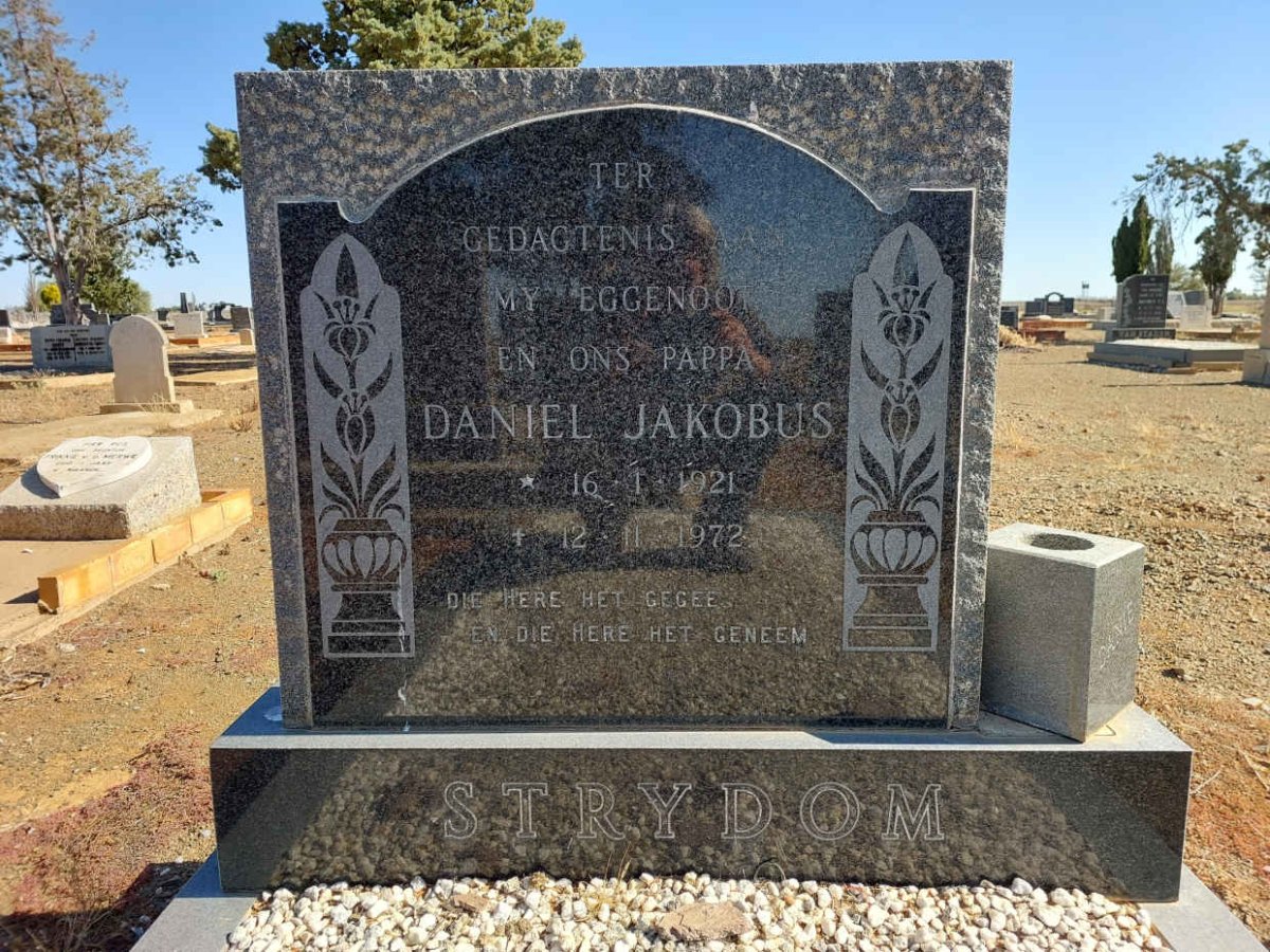 STRYDOM Daniel Jakobus 1921-1972