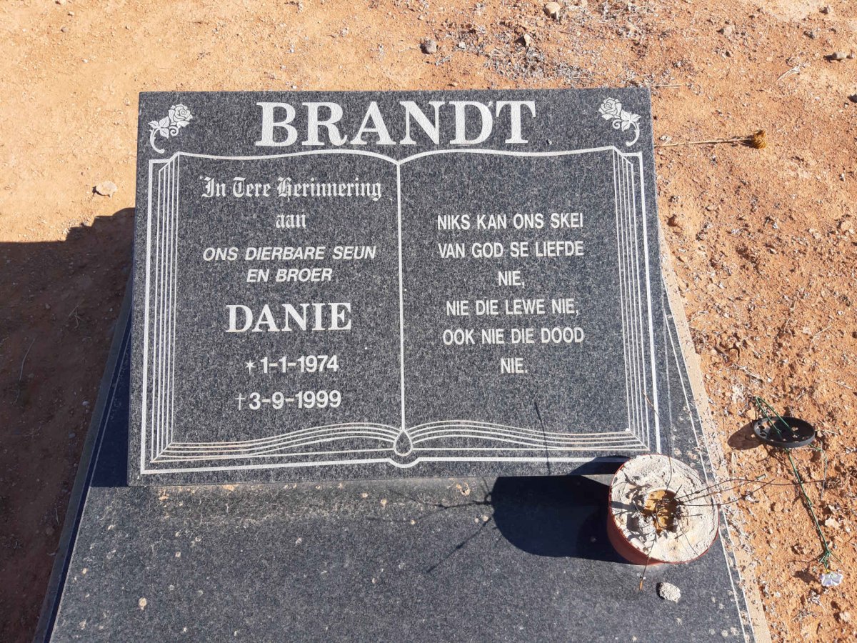 BRANDT Danie 1974-1999