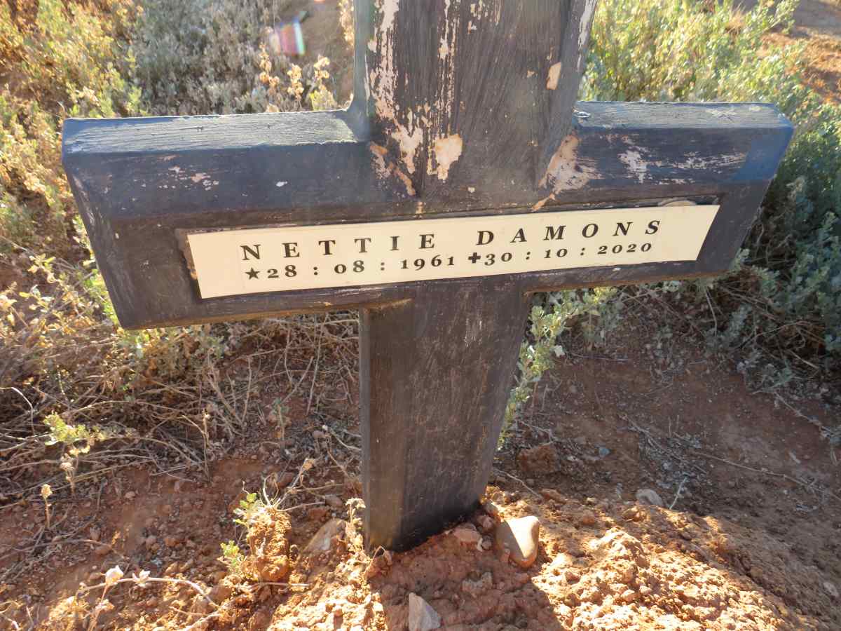DAMONS Nettie 1961-2020
