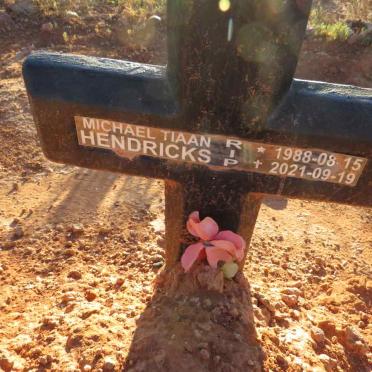 HENDRICKS Michael Tiaan 1988-2021