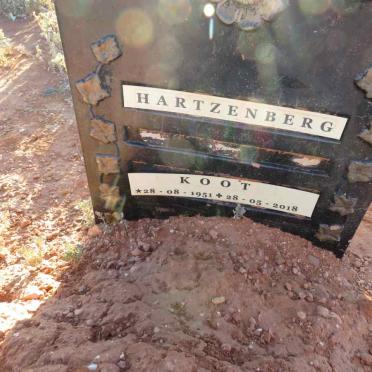 HARTZENBERG Koot 1951-2018