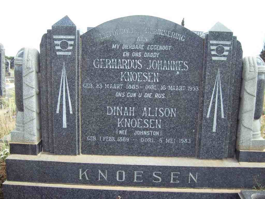 KNOESEN Gerhardus Johannes 1885-1953 &amp; Dinah Alison JOHNSTON 1889-1983
