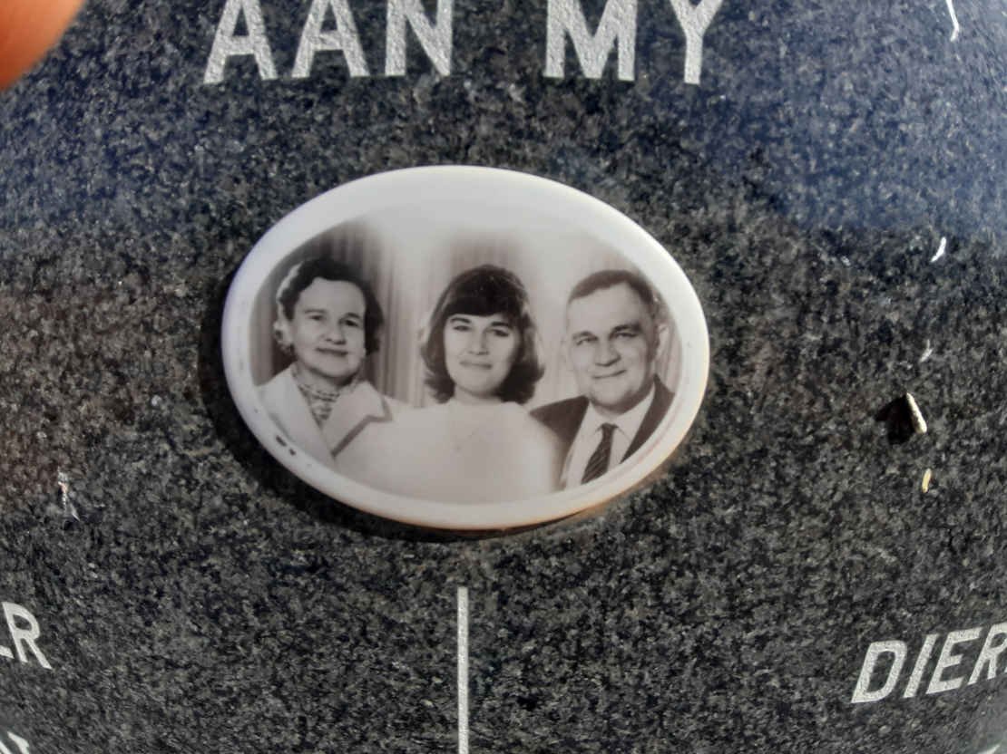 KILIAN John George 1908-1989 &amp; Elizabeth Dorothea 1909-1990