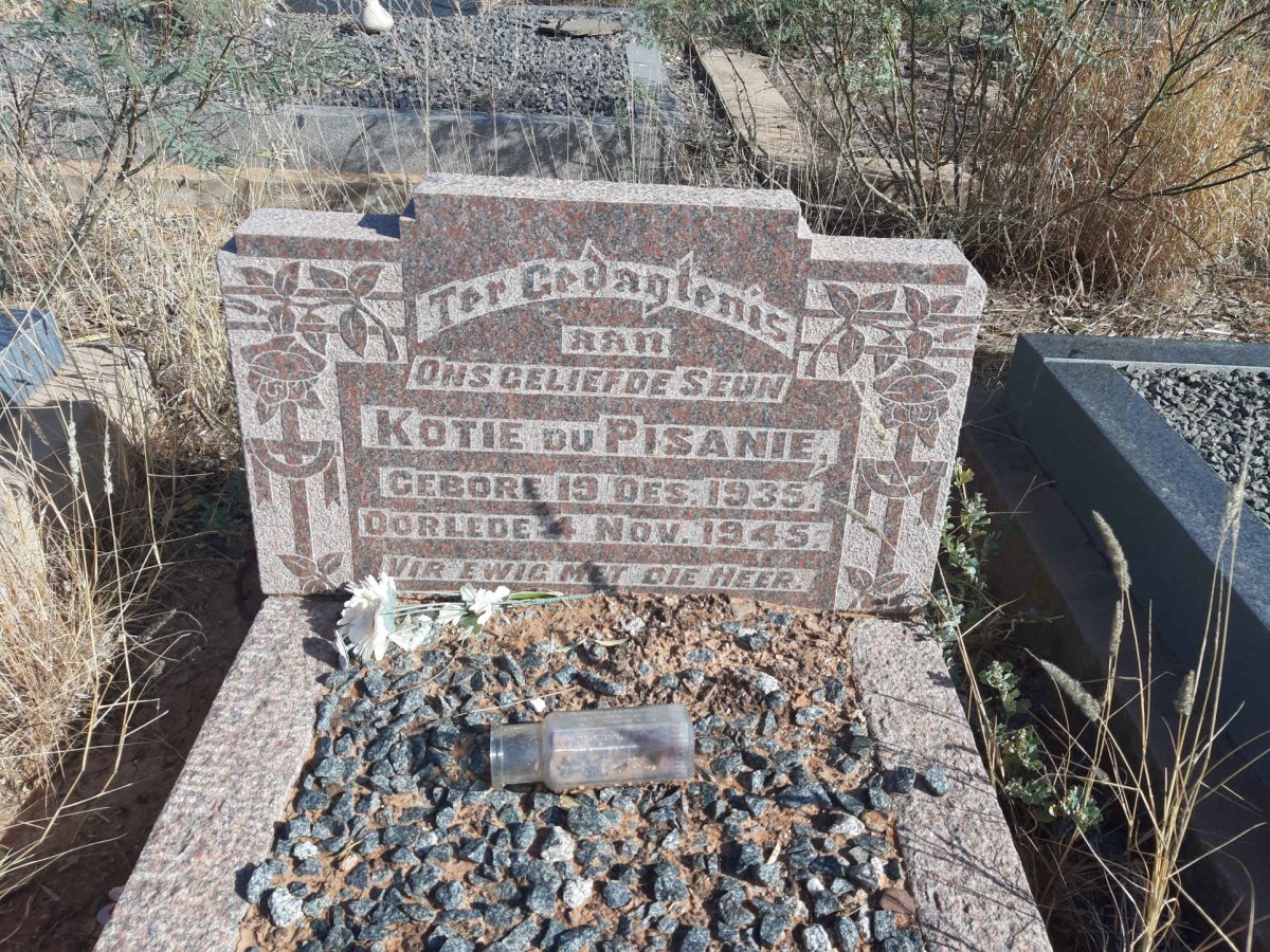PISANIE Kotie, du 1935-1945