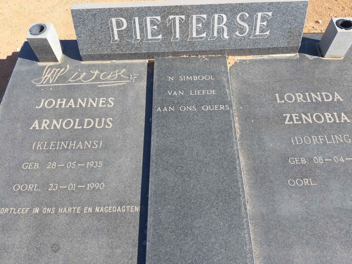 PIETERSE Johannes Arnoldus 1935-1990 &amp; Lorinda Zenobia DORFLING 1933-