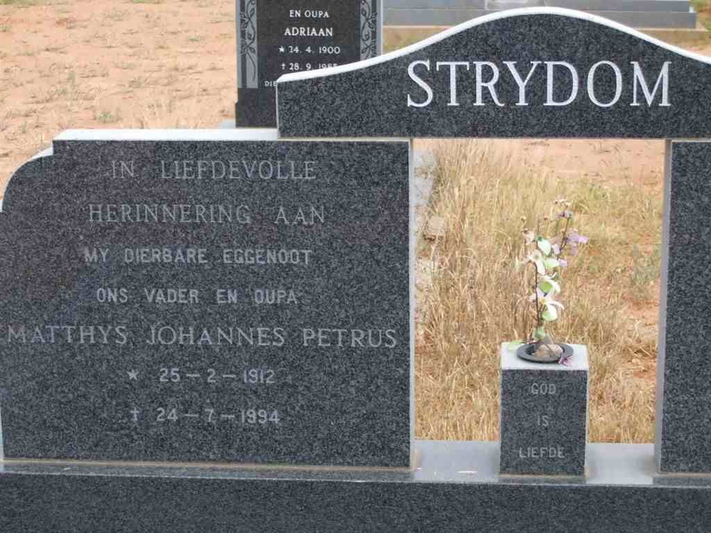 STRYDOM Matthys Johannes Petrus 1912-1994