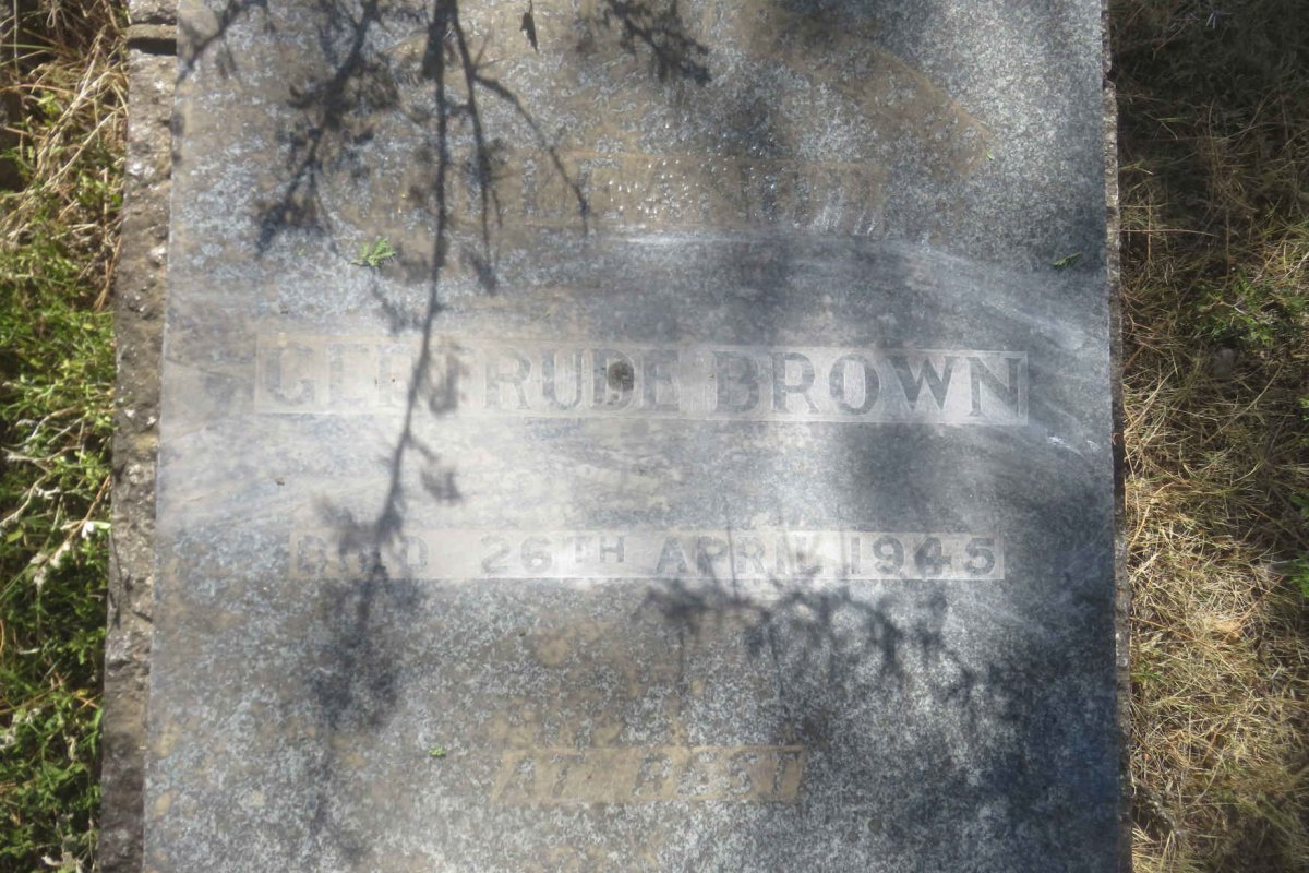 BROWN Henry, CREWE -1942 &amp; Gertrude -1945