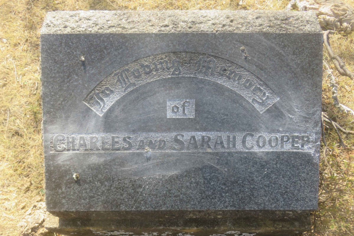 COOPER Charles &amp; Sarah