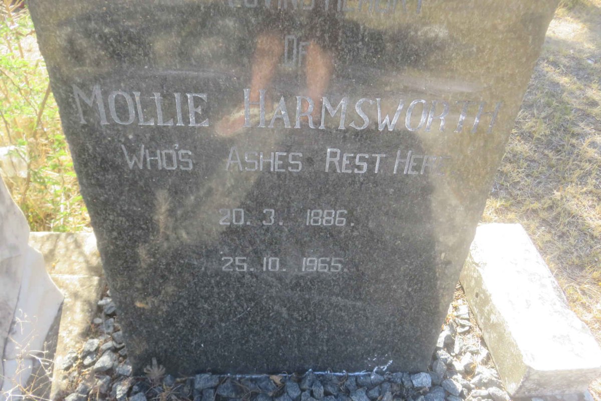 HARMSWORTH Mollie 1886-1965