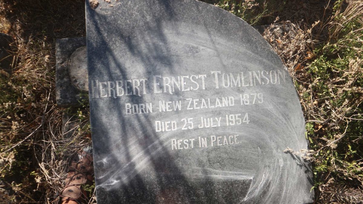 TOMLINSON Herbert Ernest 1879-1954