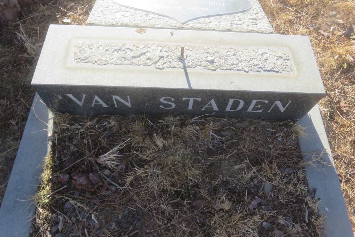 STADEN Isabella Johanna, van nee VIVIERS 1922-1980