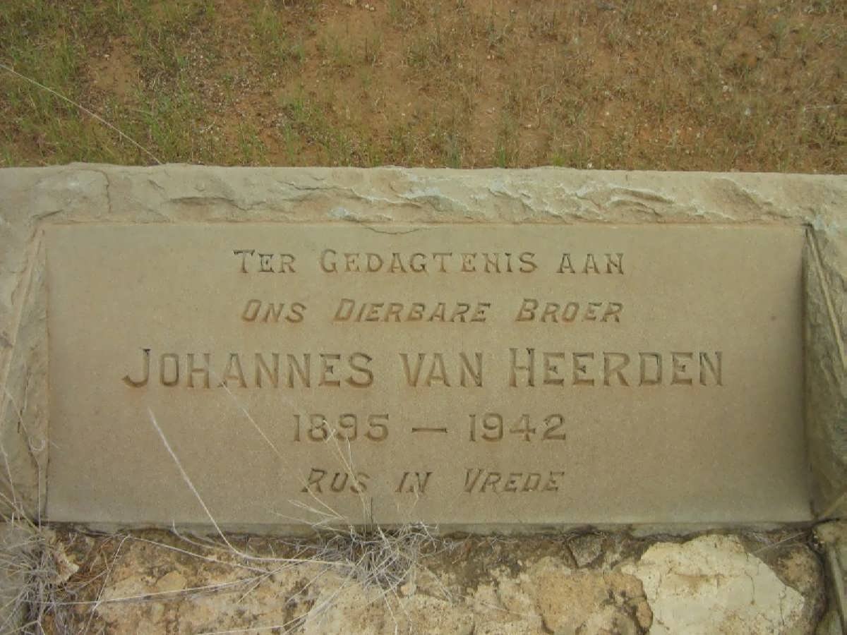 HEERDEN Johannes, van 1895-1942
