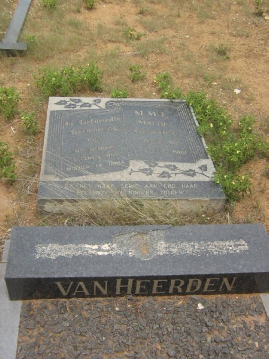 HEERDEN M.M.L., van  -198?