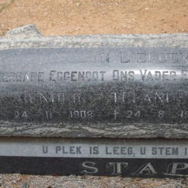 STAPELBERG Hendrik Stefanus 1908-19?6 &amp; Louisa Stephina COETZER 1912-19?? 