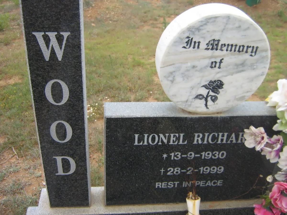 WOOD Lionel Richard 1930-1999