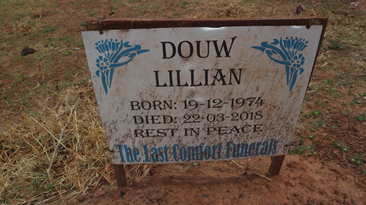 DOUW Lillian 1974-2018