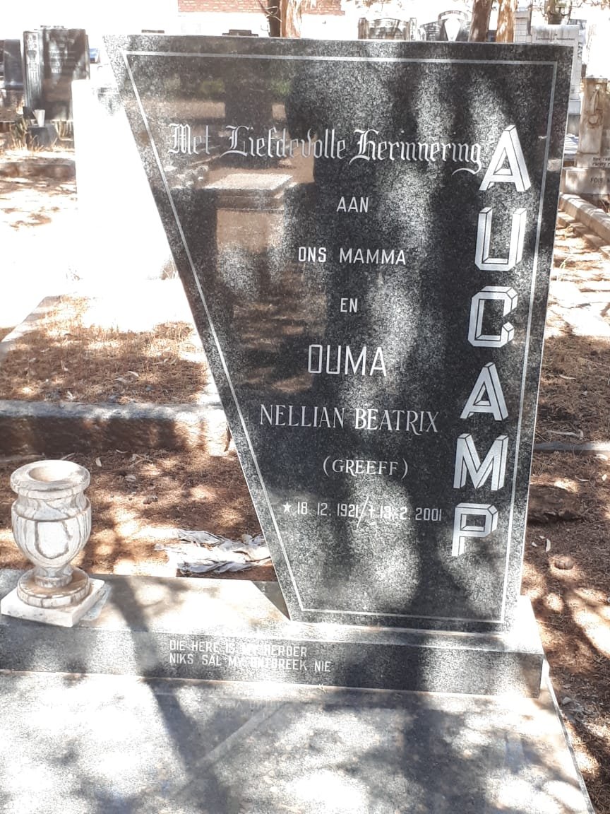 AUCAMP Jan Christoffel 1913-1975 &amp; Nellian Beatrix GREEFF 1921-2001