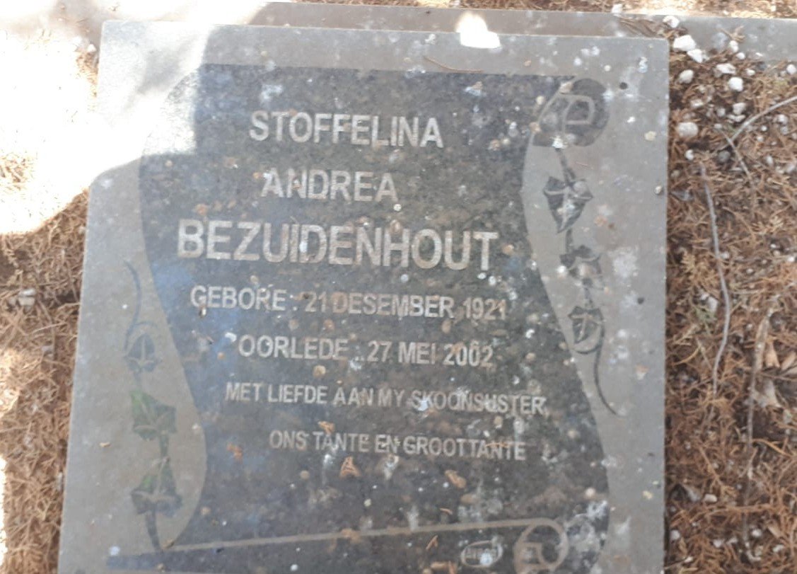 BEZUIDENHOUT Stoffelina Andrea 1921-2002