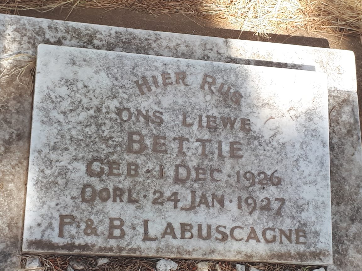 LABUSCAGNE Bettie 1926-1927