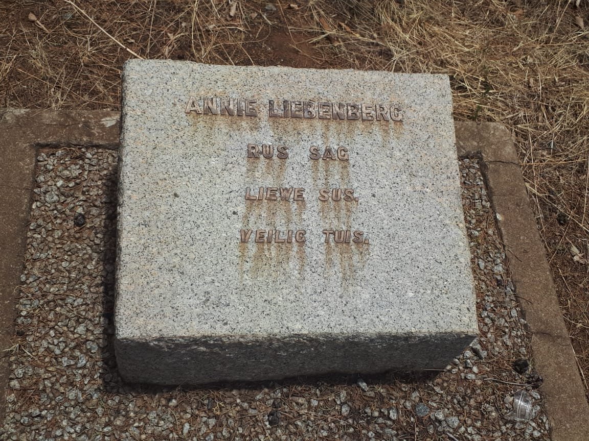 LIEBENBERG Annie