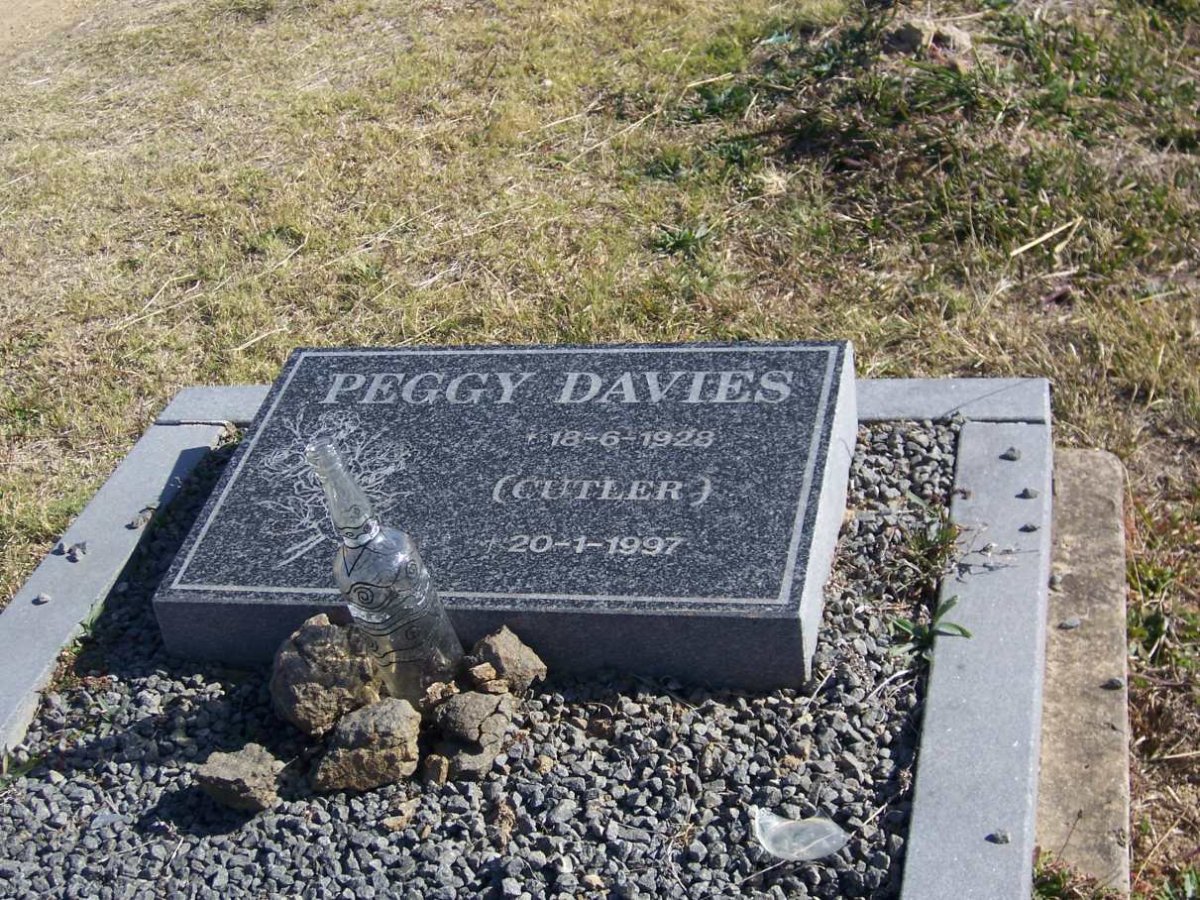 DAVIES Peggy nee CUTLER 1928-1997
