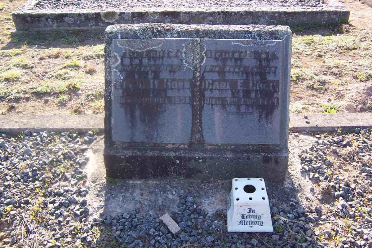 HORN Carl E. - 1??8 &amp; Eliza ? -1928