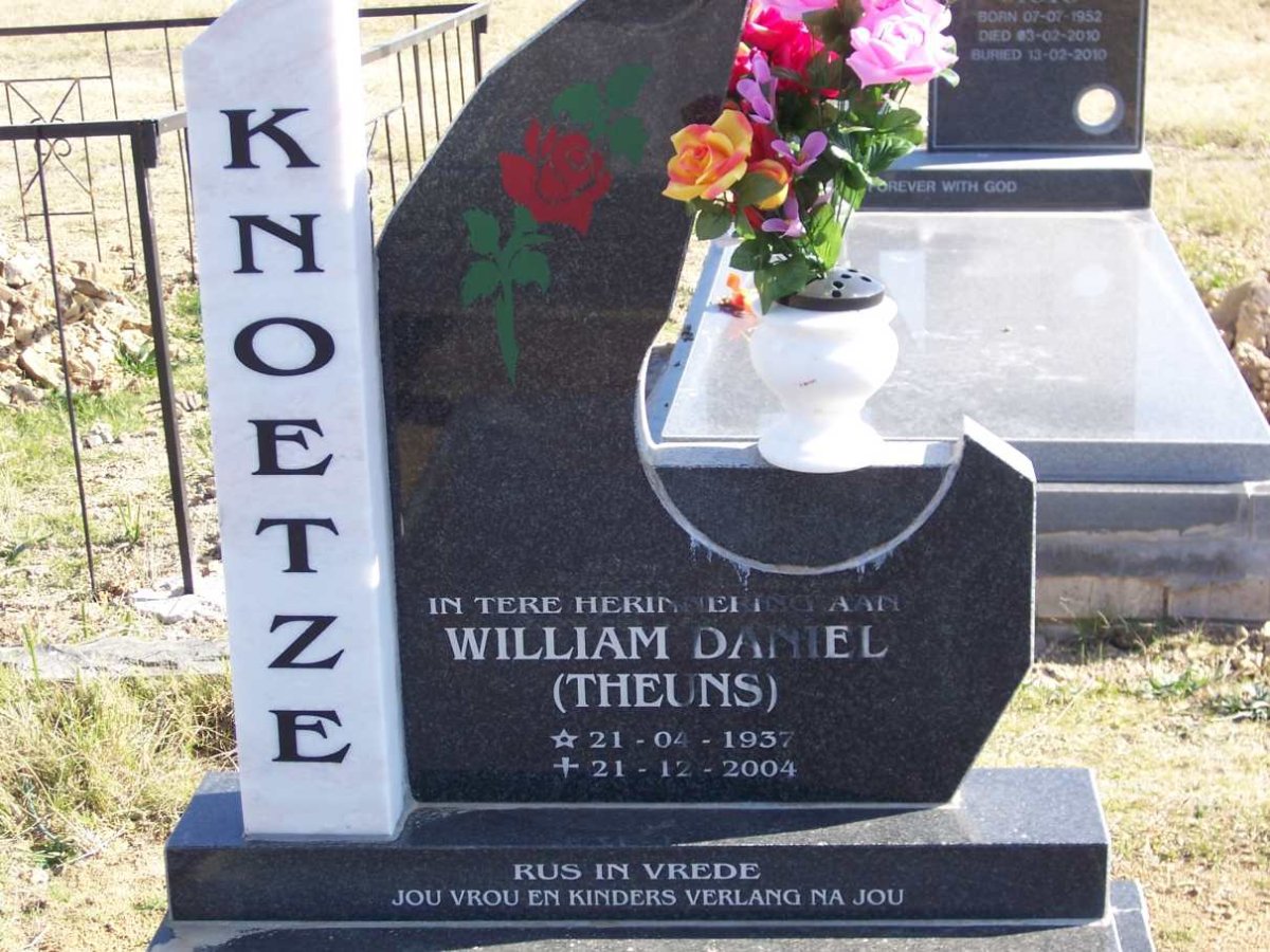 KNOETZE William Daniel 1937-2004