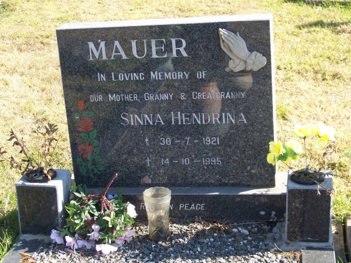 MAUER Sinna Hendrina 1921-1995