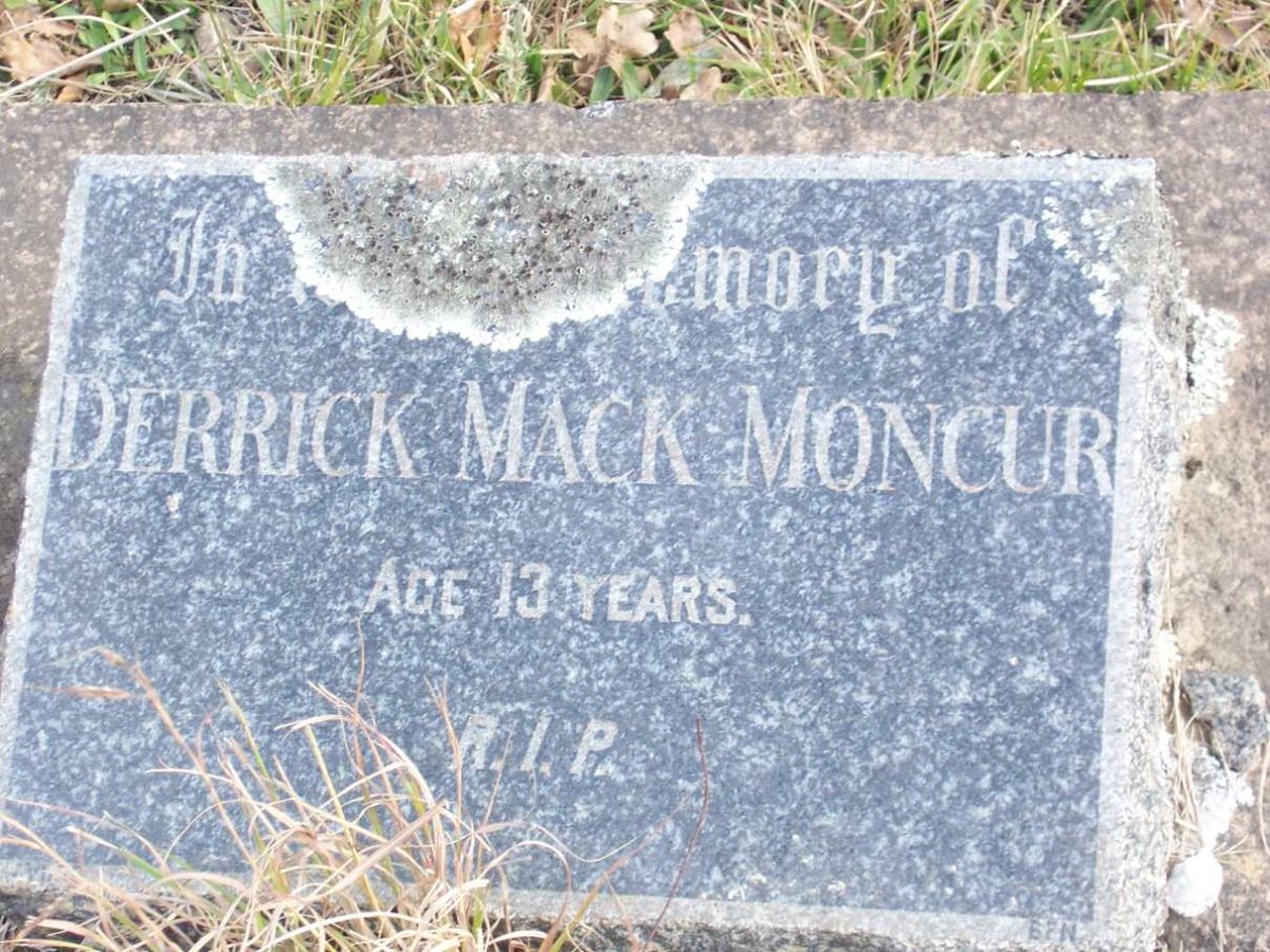 MONCUR Derrick Mack