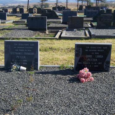PETZER Stephanus Francous 1906-1978 &amp; Doris Louisa PAGEL 1927-1994