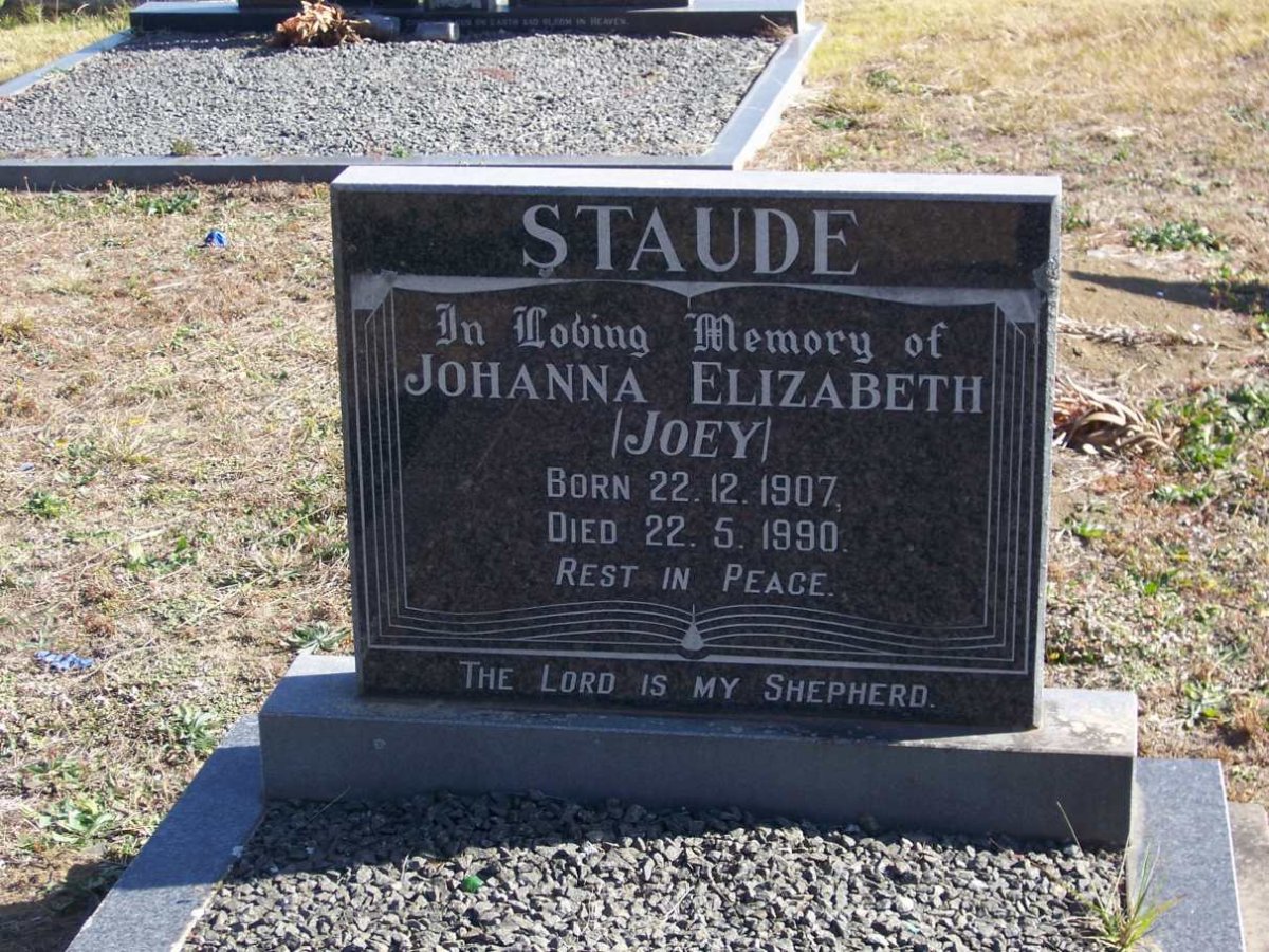 STAUDE Johanna Elizabeth 1907-1990
