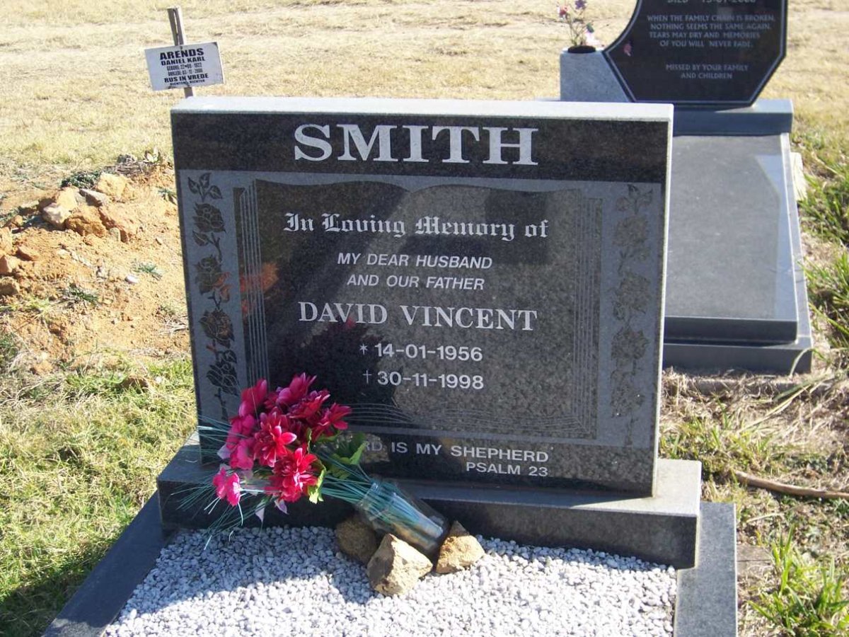 SMITH David Vincent 1956-1998