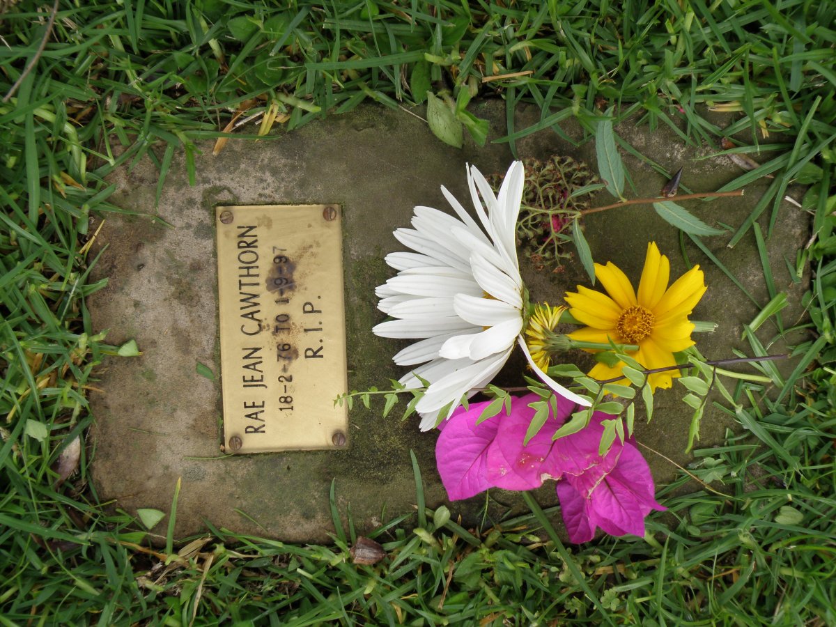 CAWTHORN Rae Jean 1976-1997