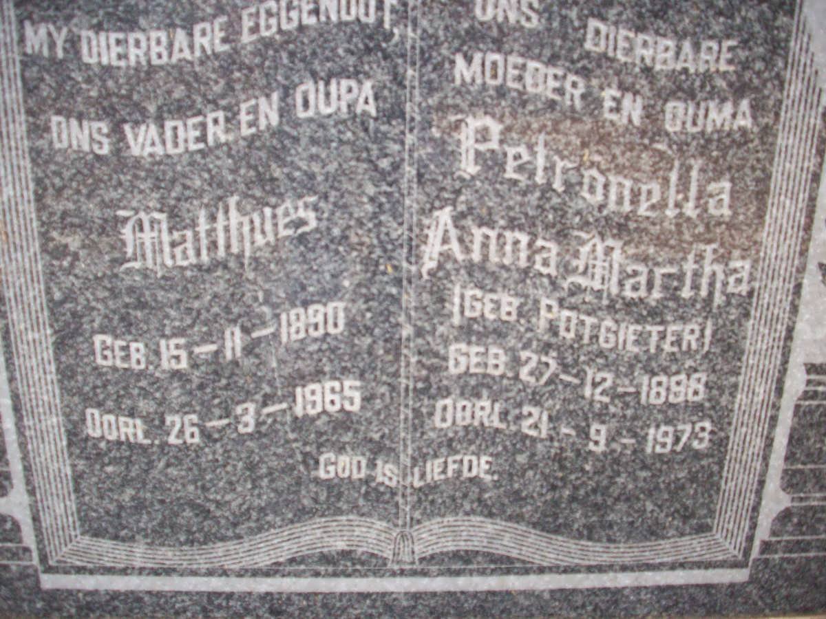 ANTWERPEN Matthues, van 1890-1965 &amp; Petronella Anna Martha POTGIETER 1898-1973