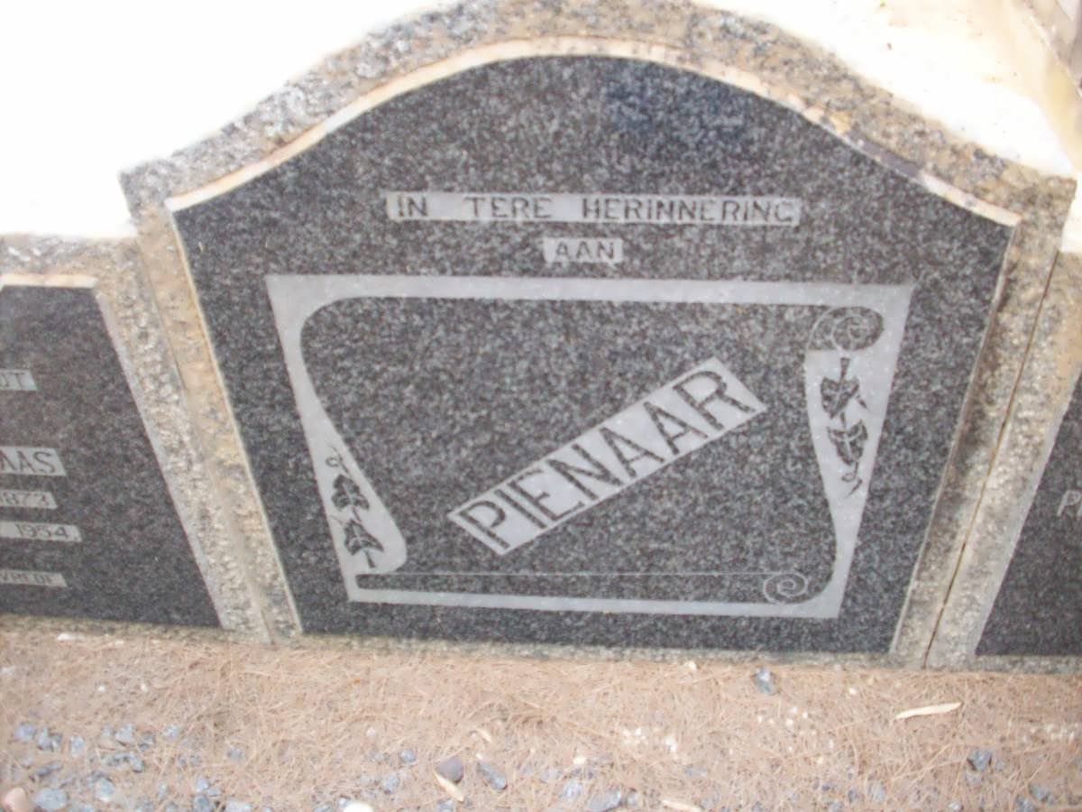 PIENAAR Andries Herklaas 1873-1954 &amp; Petronella Christina Elizabeth PIENAAR 1873-1962