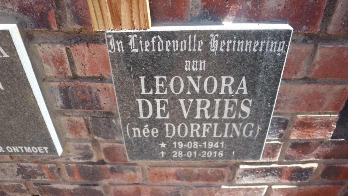 VRIES Leonora, de nee DORFLING 1941-2016