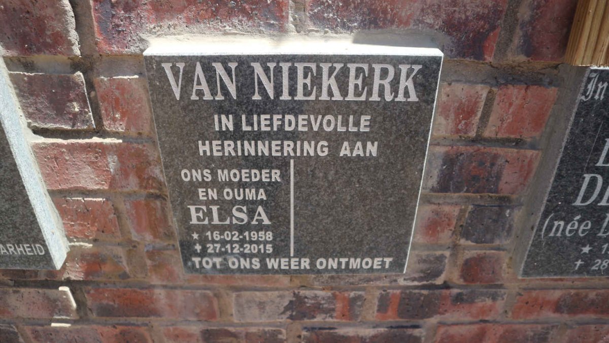 NIEKERK Elsa, van 1958-2015