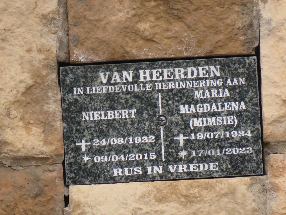 HEERDEN Nielbert, van 1932-2015 &amp; Magdalena 1934-2023
