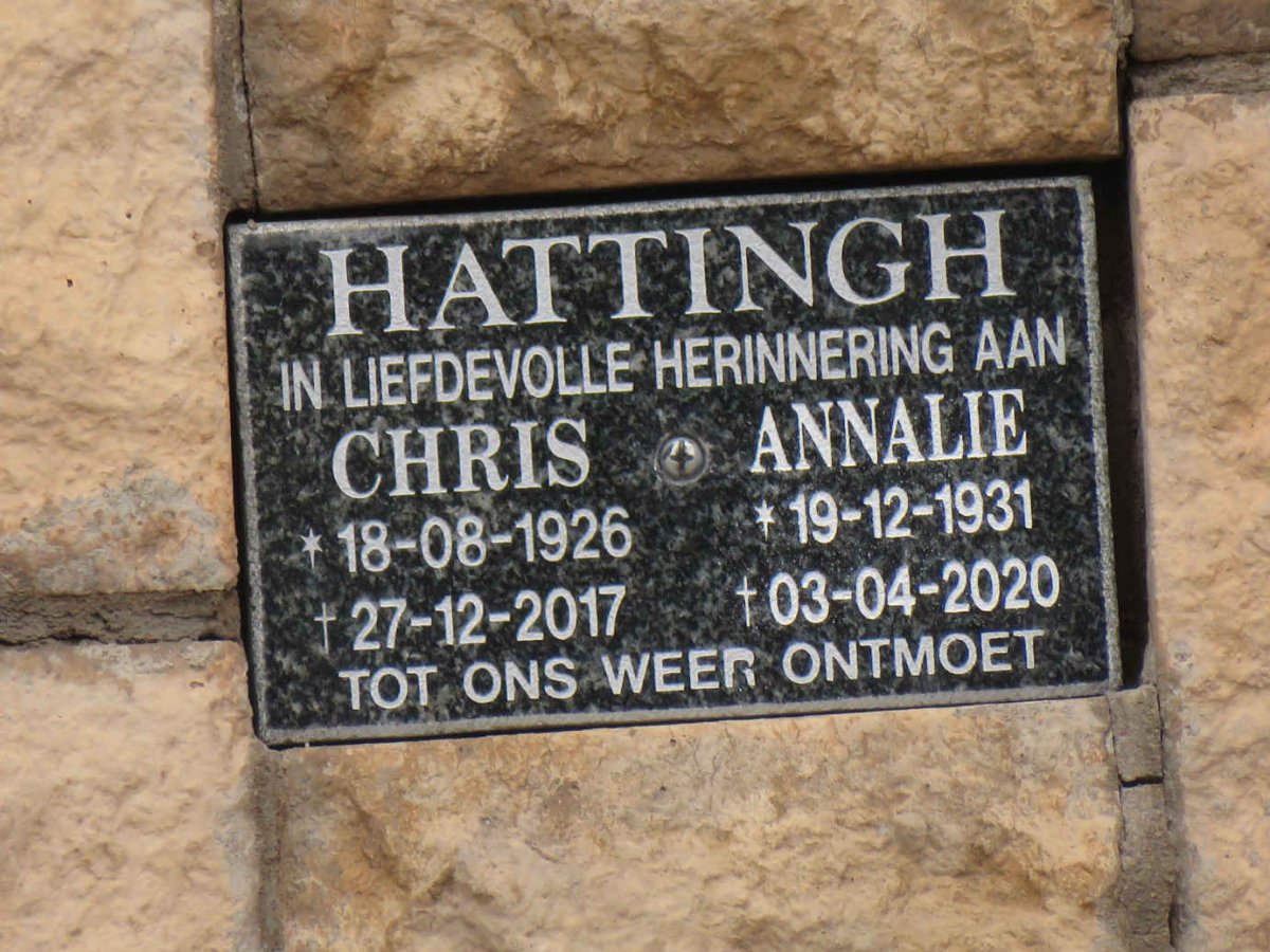 HATTINGH Chris 1926-2017 &amp; Annalie 1931-2020
