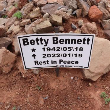 BENNETT Betty 1942-2022